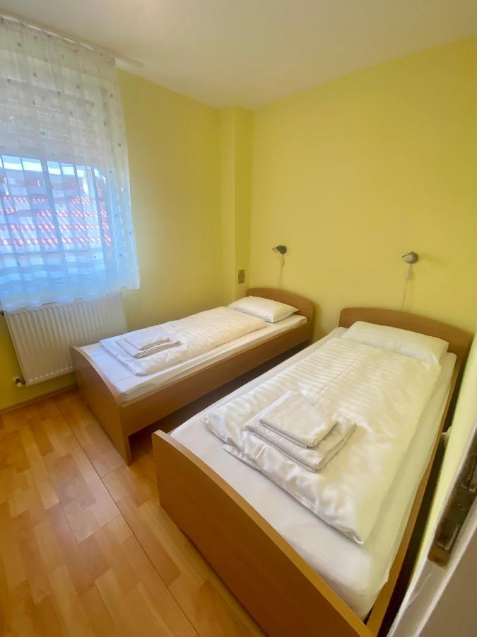 Appartement Hajnal Vendeghaz à Hajdúszoboszló Extérieur photo