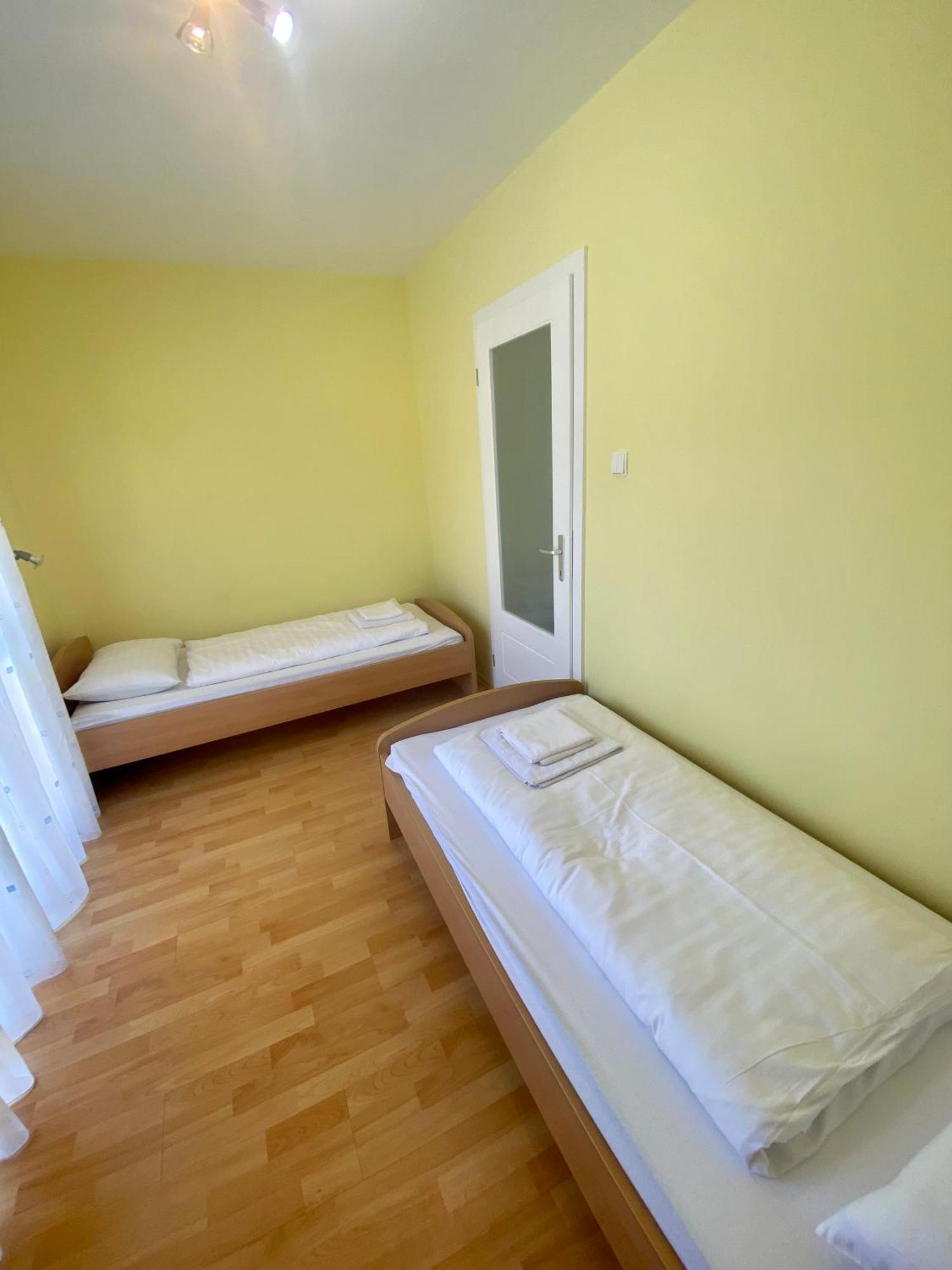 Appartement Hajnal Vendeghaz à Hajdúszoboszló Extérieur photo