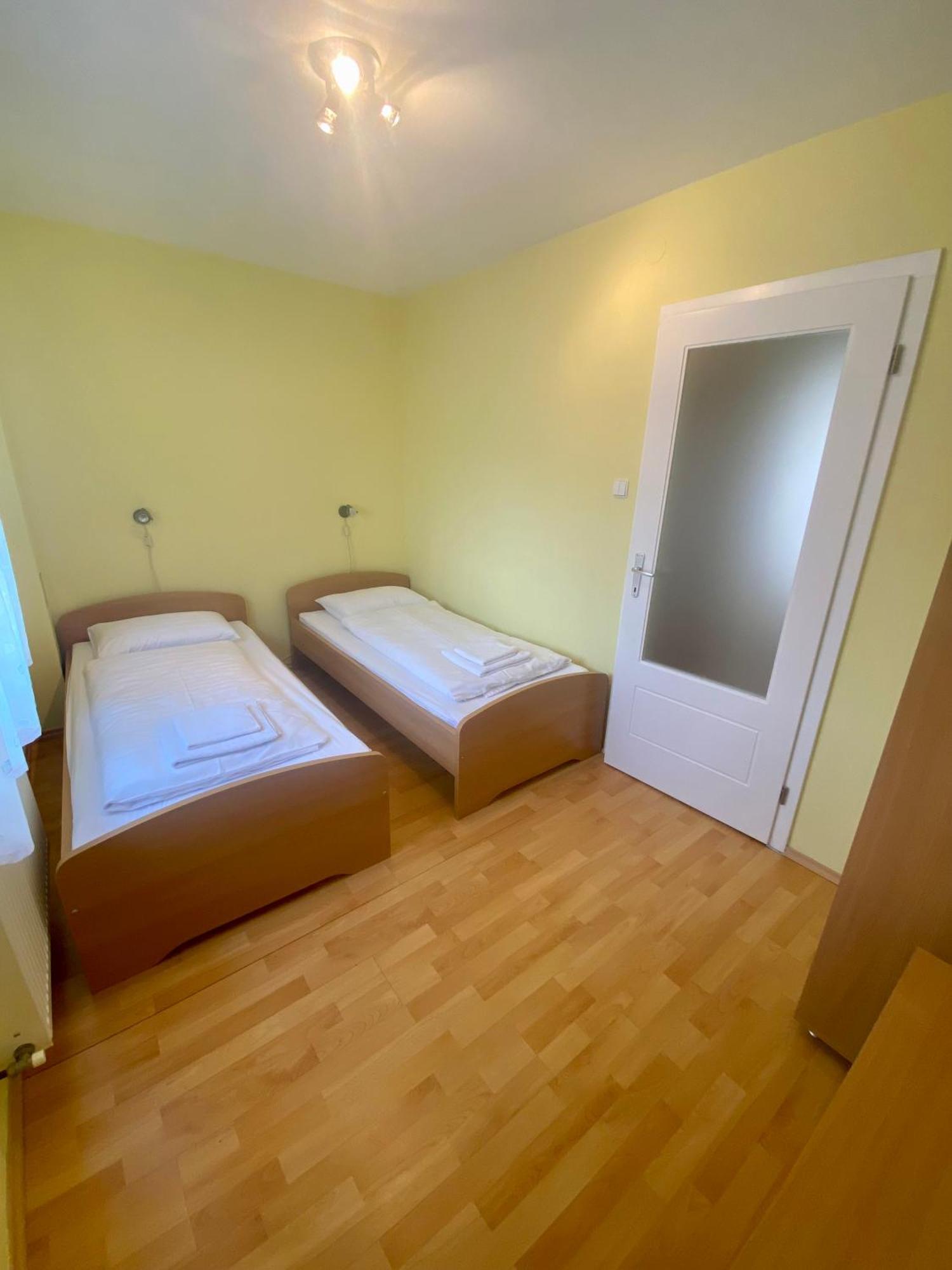 Appartement Hajnal Vendeghaz à Hajdúszoboszló Extérieur photo