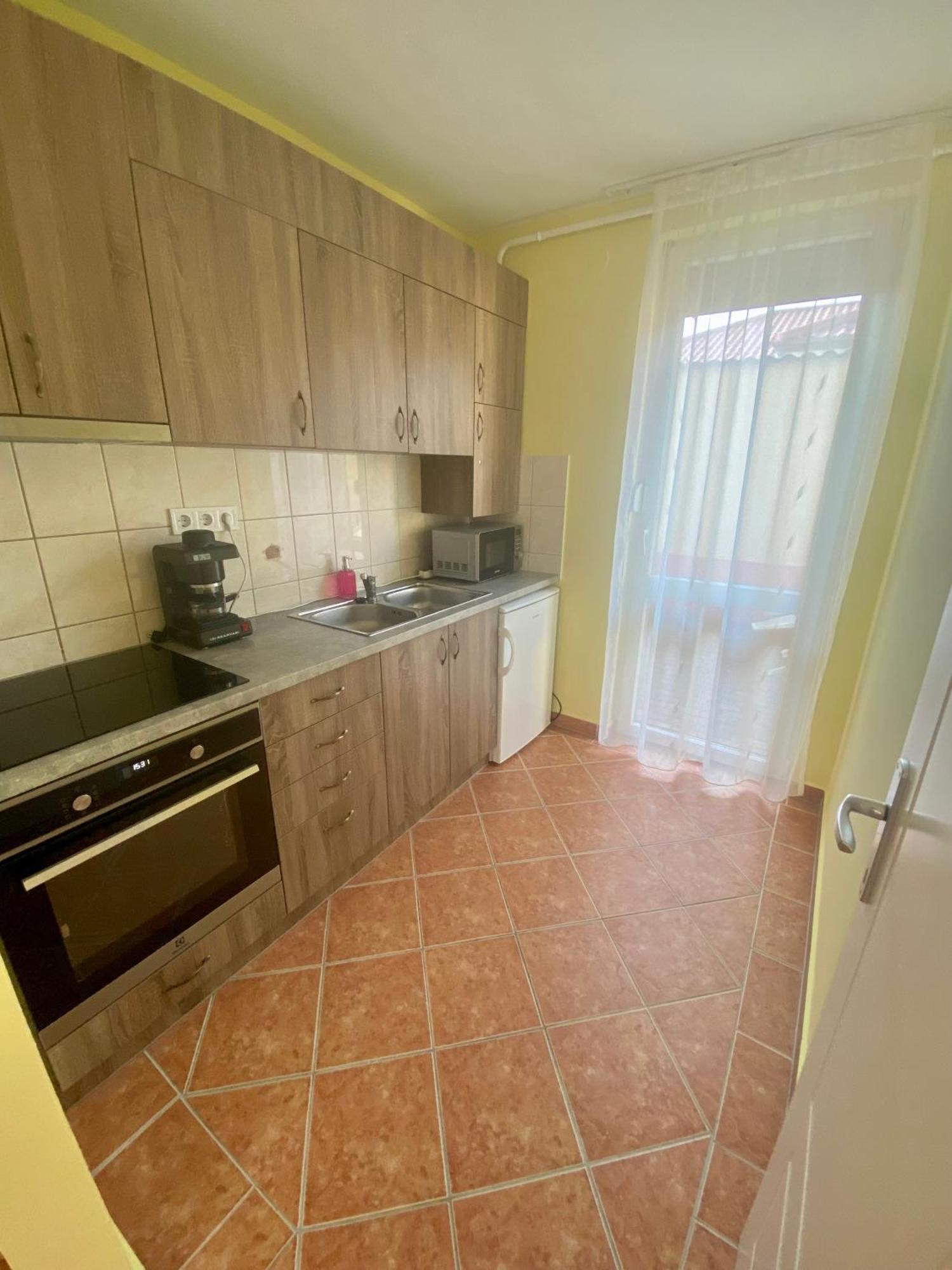 Appartement Hajnal Vendeghaz à Hajdúszoboszló Extérieur photo