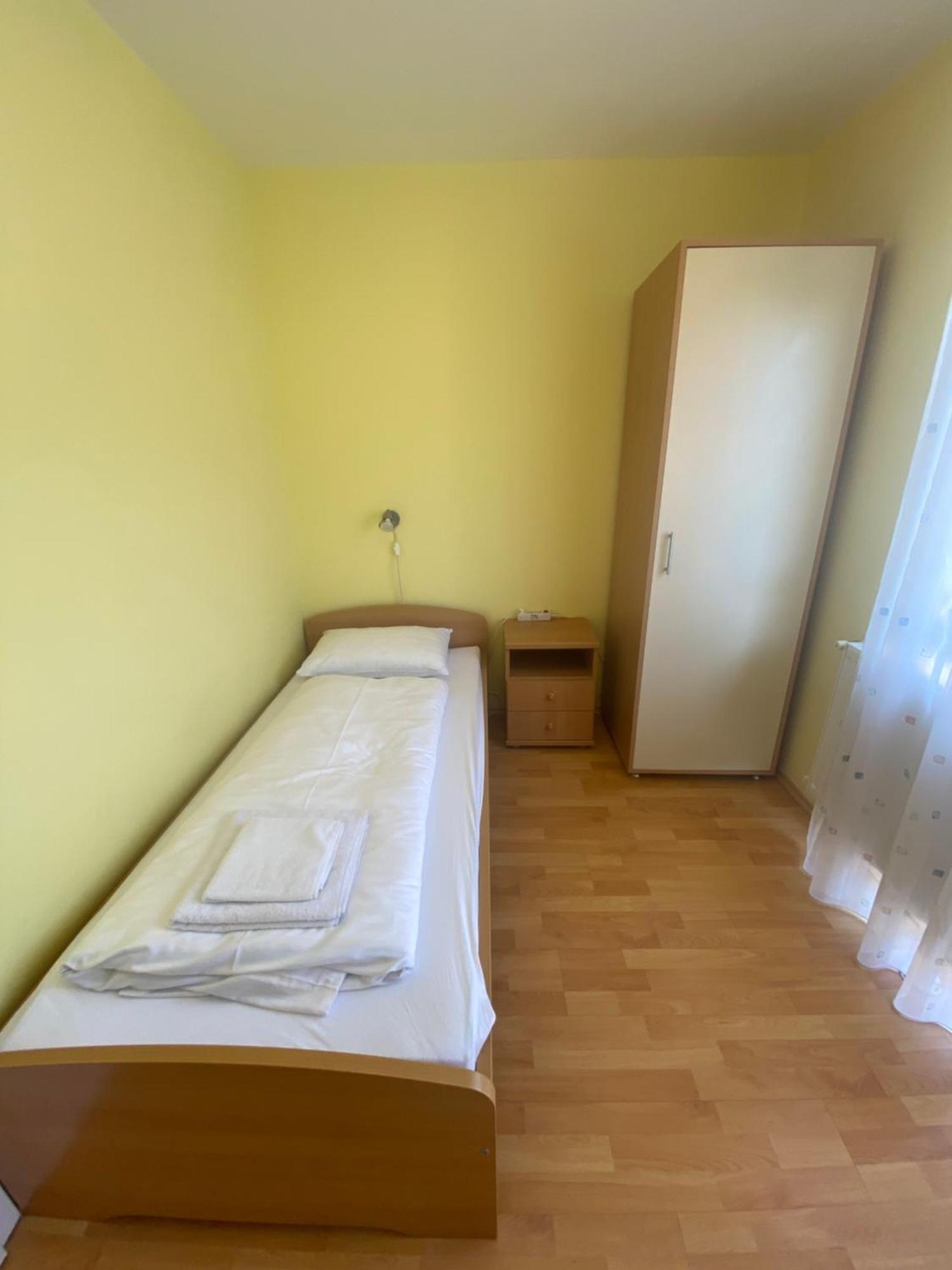 Appartement Hajnal Vendeghaz à Hajdúszoboszló Extérieur photo