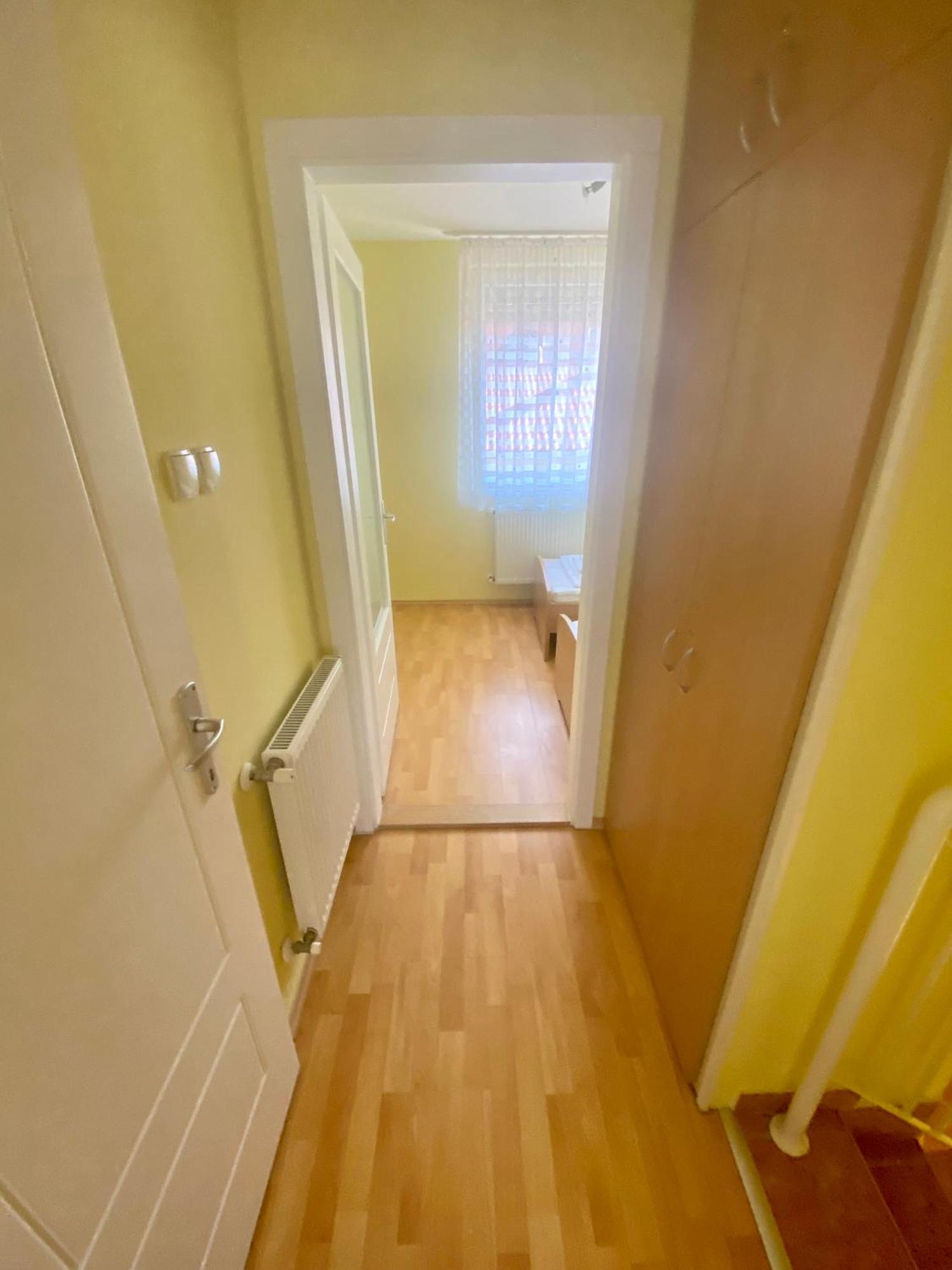 Appartement Hajnal Vendeghaz à Hajdúszoboszló Extérieur photo